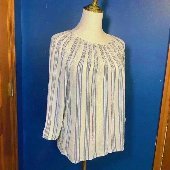 J.Jill Blue White and Gold Thread Peasant top. Size medium. - Picture 2 of 9